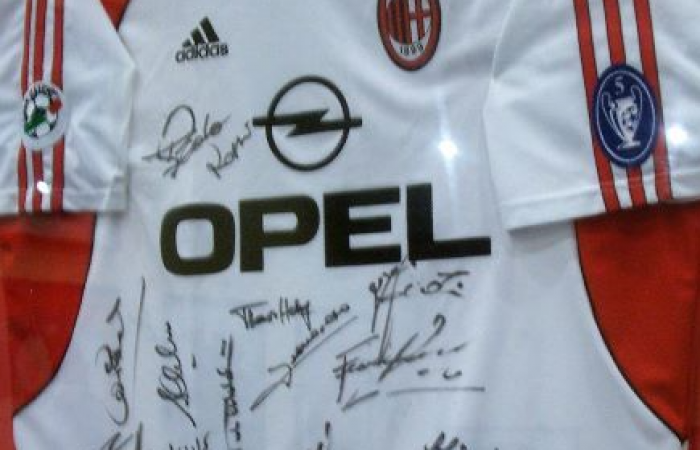 A C Milan 2000